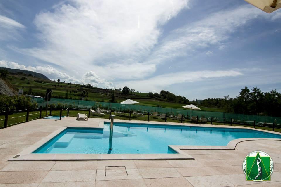 Golf Valcurone Hotell Momperone Eksteriør bilde