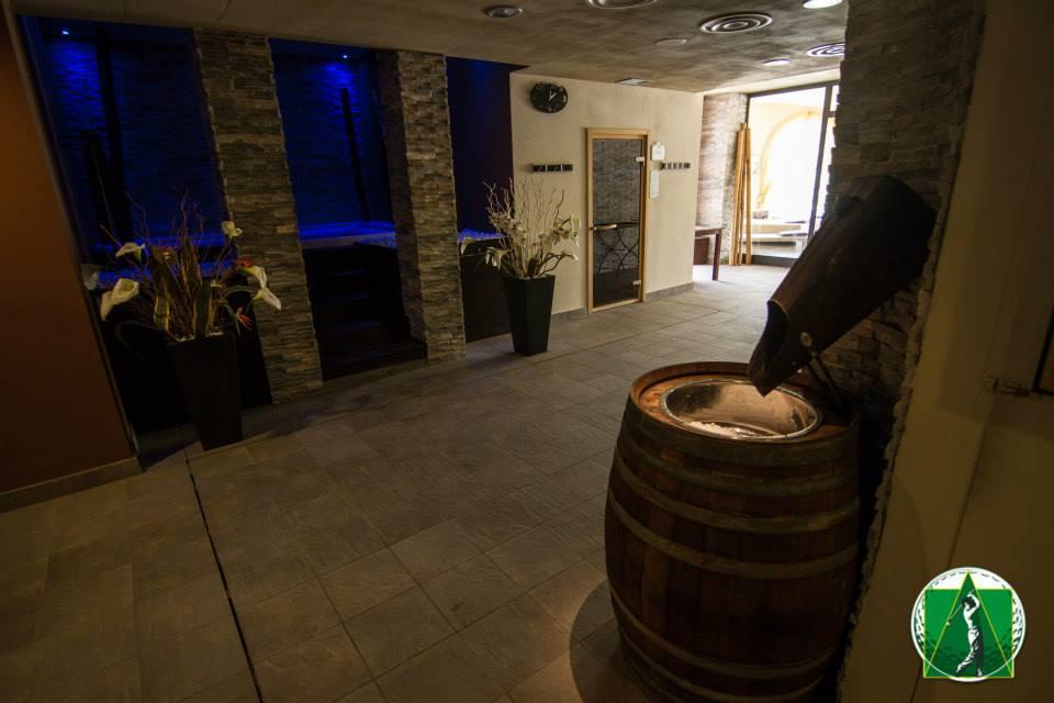 Golf Valcurone Hotell Momperone Eksteriør bilde