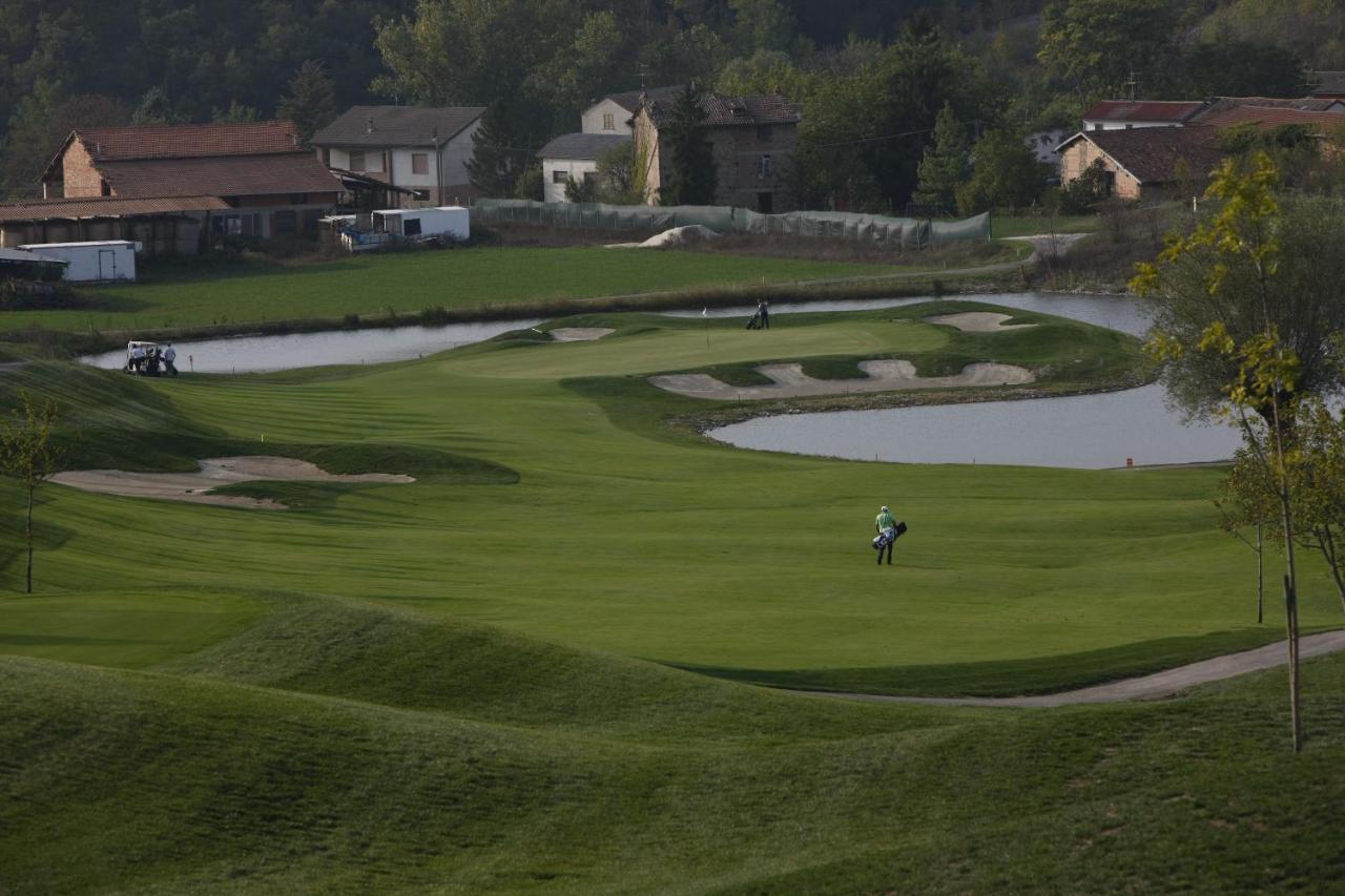 Golf Valcurone Hotell Momperone Eksteriør bilde